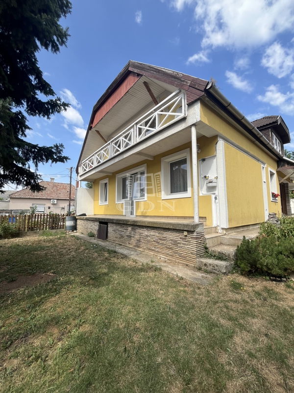 Veszprém Casa Familiala - 149.900.000 HUF