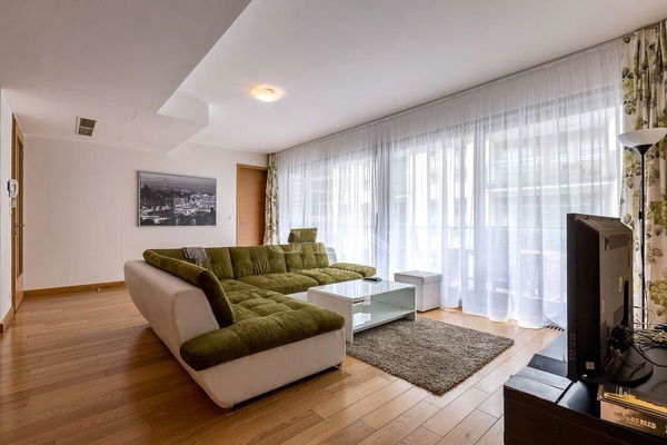 Budapest, VI. kerület Lakás - 659.520 Ft