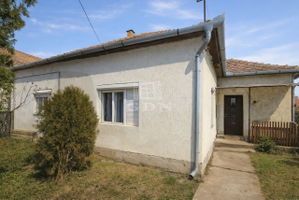 Eladó családi ház Érd, 105m2