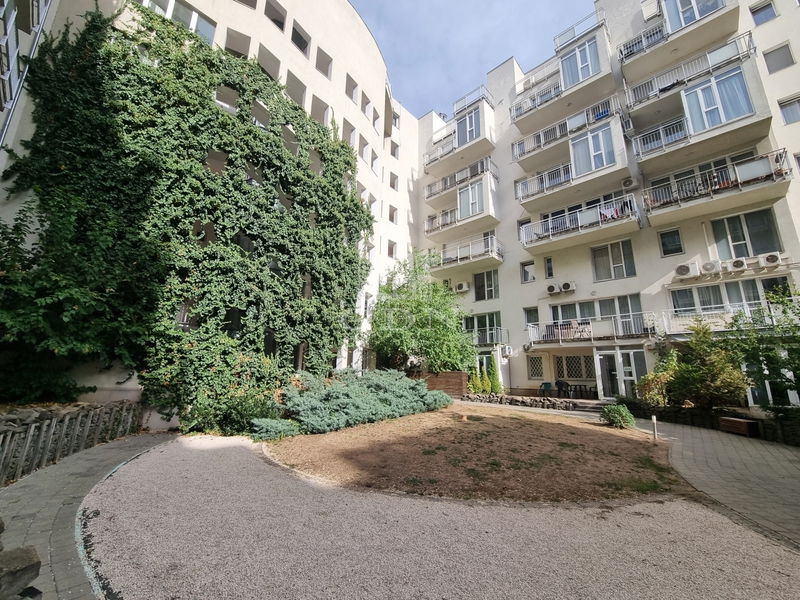 Продается Budapest VII. kerület Квартира (кирпичная)