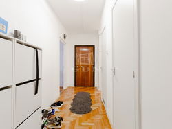 Budapest XVI. kerület Lakás (panel)