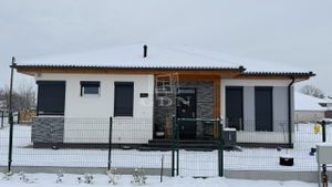 Eladó családi ház Kecskemét, 81m2