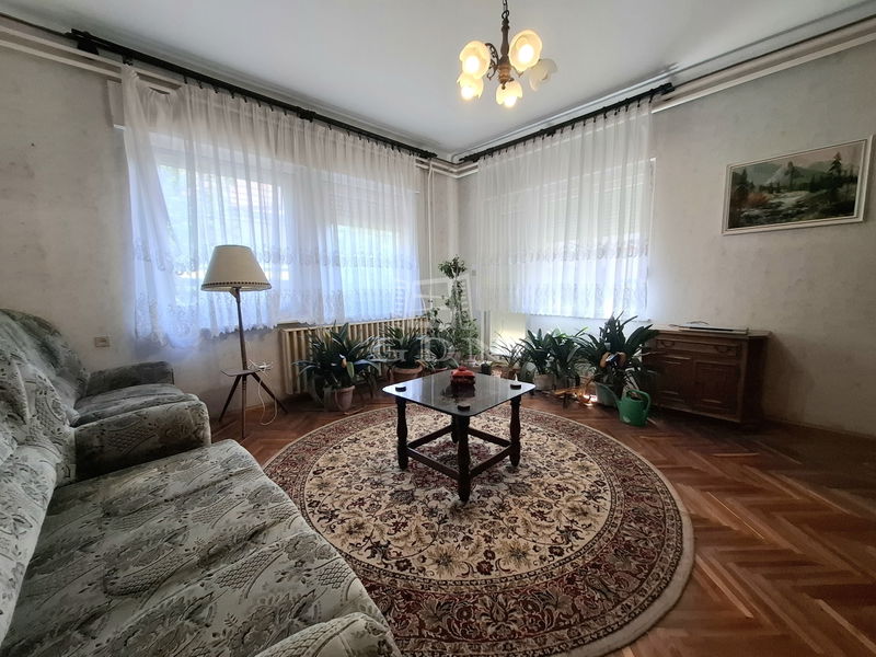 Eladó Szigetújfalu Családi ház