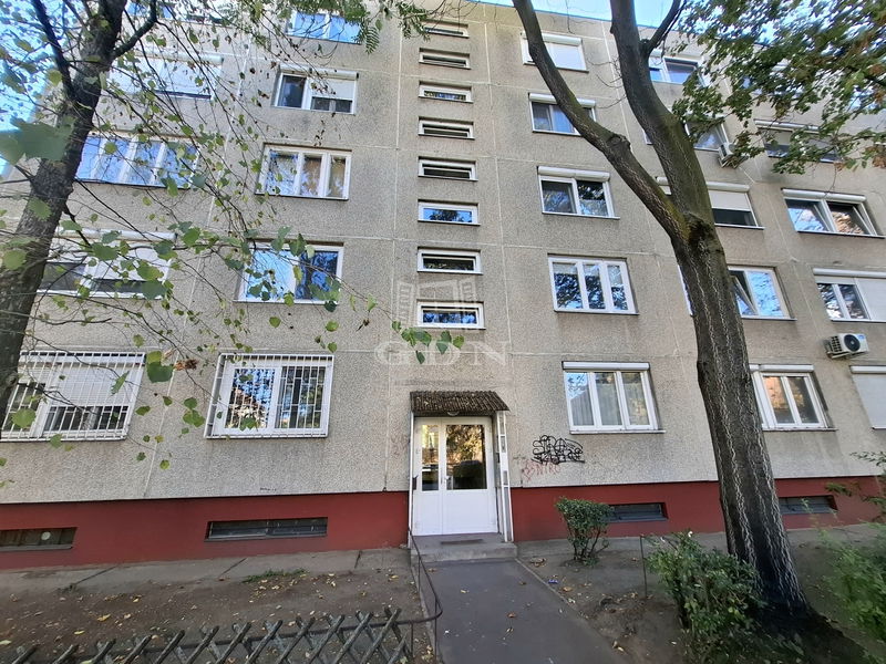 Eladó Budapest XXI. kerület Lakás