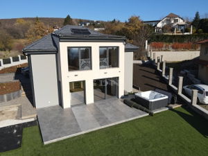 出卖 家庭别墅 Szentendre, 145m2
