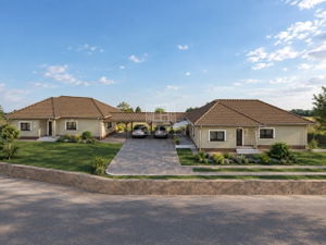 Vânzare casa familiala Kóka, 97m2