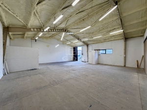 Kiadó raktár Fót, 148m2