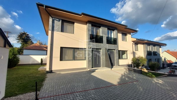 Hévíz Дом рядовой застройки - 125.000.000 HUF