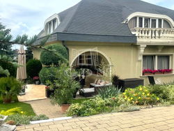 Érd Family House