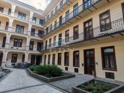 Budapest IX. kerület Locuinta (caramida)