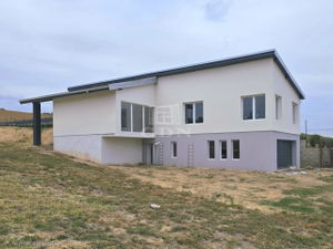 Eladó családi ház Bocfölde, 216m2